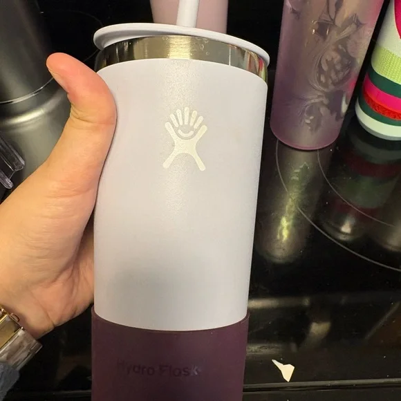 Cups - Picture 11 of 14